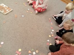 2025-12-02 Piernikowo i lukrowo u Biedronek